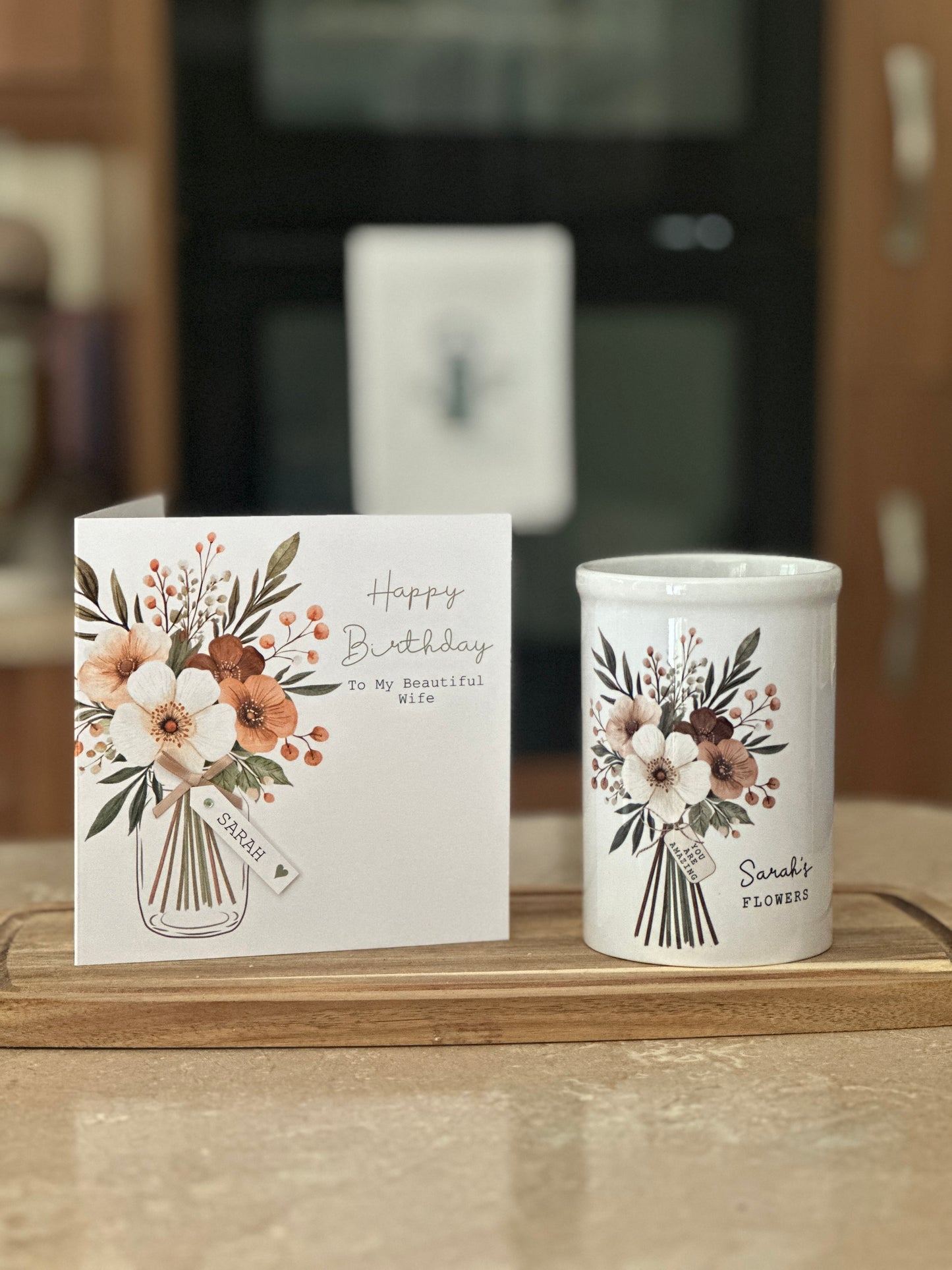 Personalised Flower Vase with Neutral Bouquet