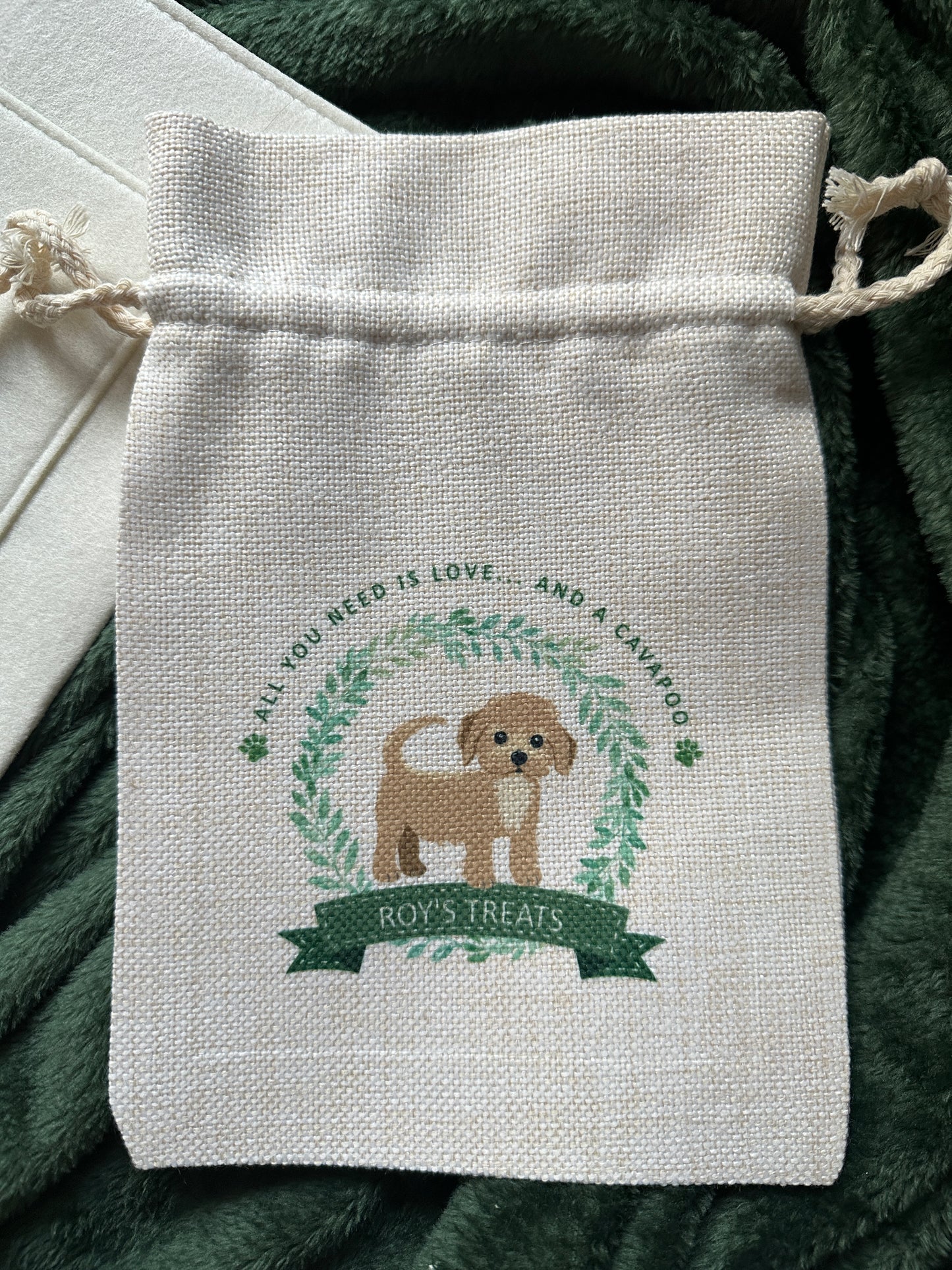 Personalised Dog Treat Bag - Custom Puppy dog Treat Pouch, Dog Breed Customisation, Perfect Pet Owner & New Puppy Gift