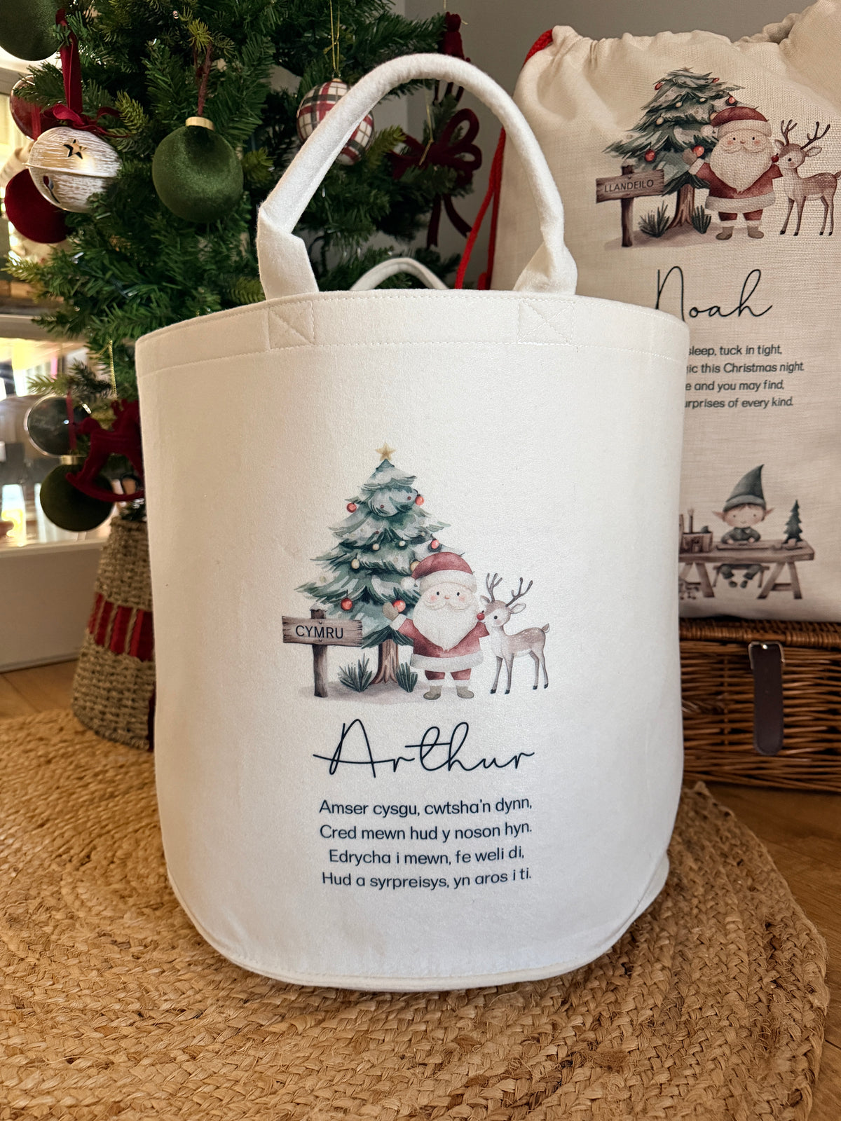 Personalised Christmas Sack or Basket with Child’s Name – Santa & Reindeer