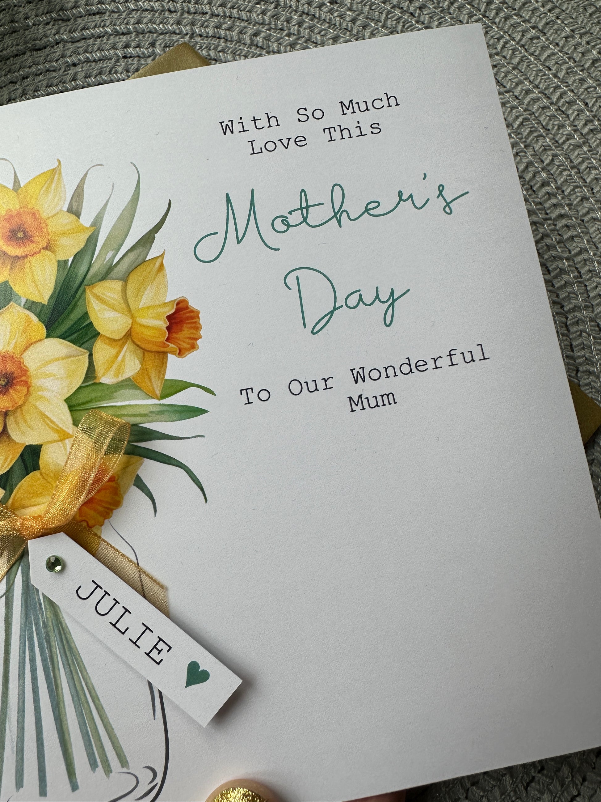 Mother's Day card with daffodils and a mini tag for your Mum's name