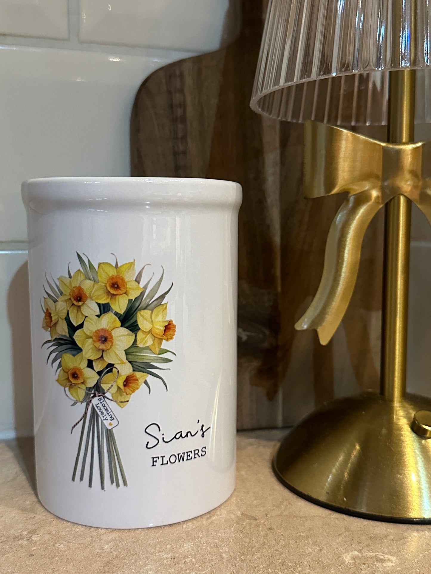 Personalised Mothers Day Vase with Daffodil Design and Optional Card
