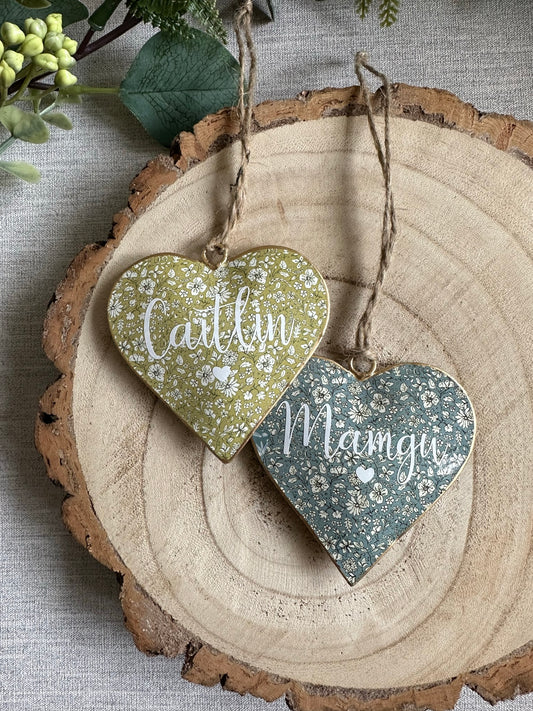 Personalised Floral Blue or Yellow Heart Hanger - Mum, Mamgu. Nana, Any name, Relation